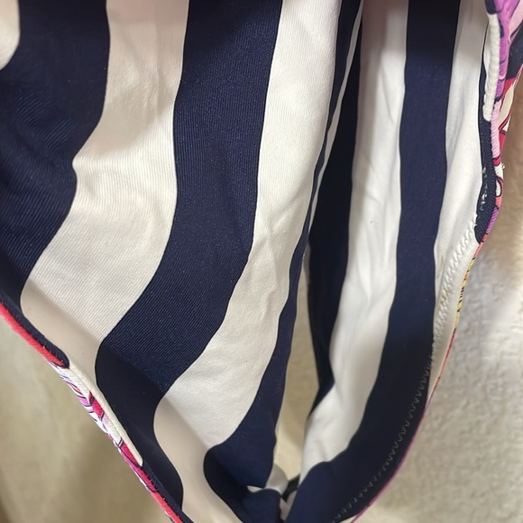 TOMMY BAHAMA REVERSIBLE WOMEN’S SWIMSUIT - Picture 6 of 6